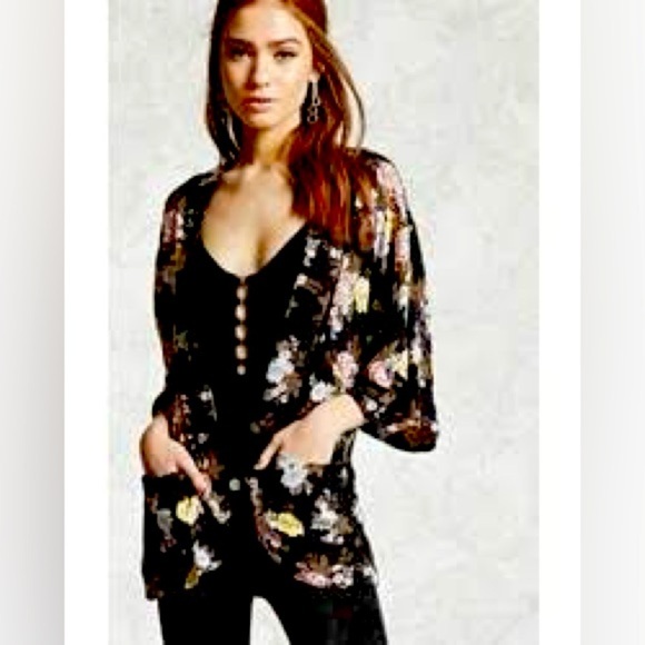 2 for $15 FOREVER 21 FLORAL KIMONO - Picture 1 of 4